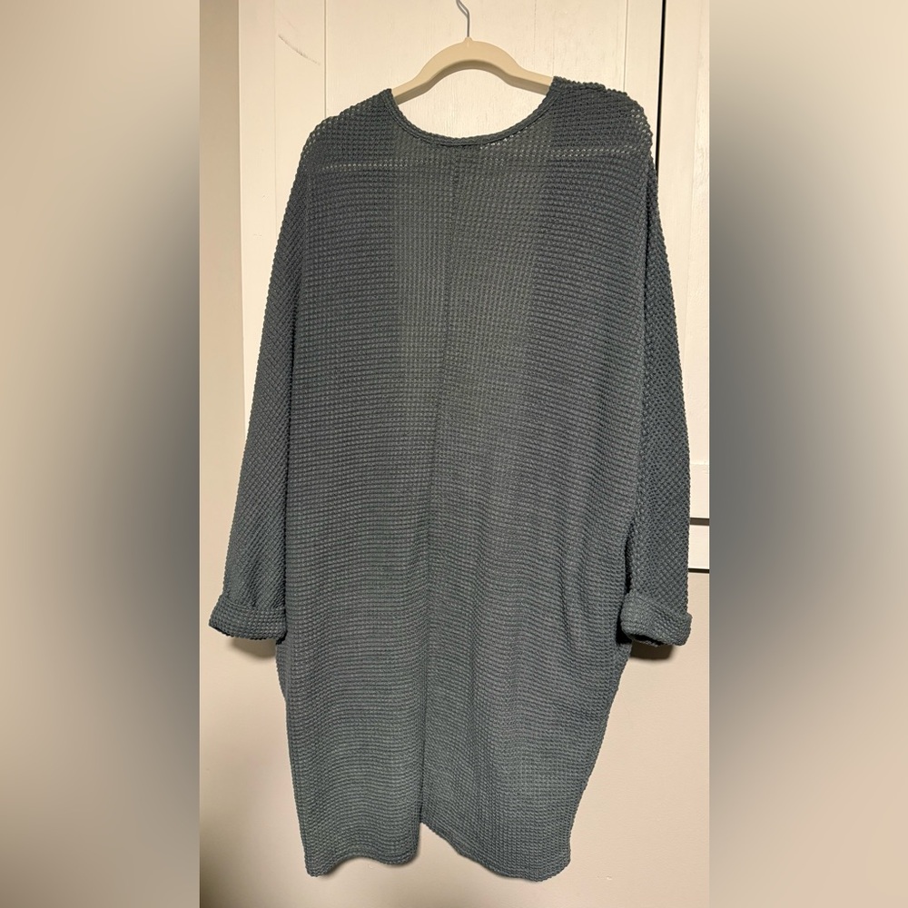 Elegant Dusty Green Women's Cardigan - Picture 5 of 6